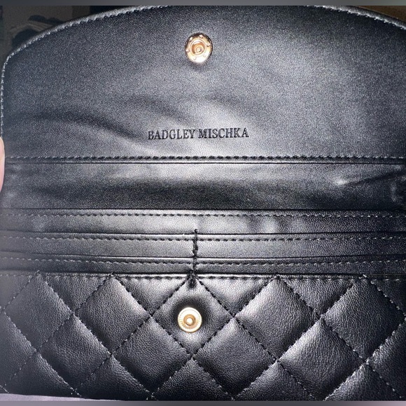 🖤✨ BADGLEY MISCHKA Quilted Wallet | Clutch | NWOT ✨🖤 - Picture 3 of 5